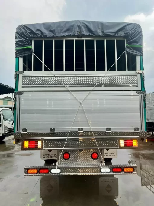 THÙNG XE ISUZU Q-Series