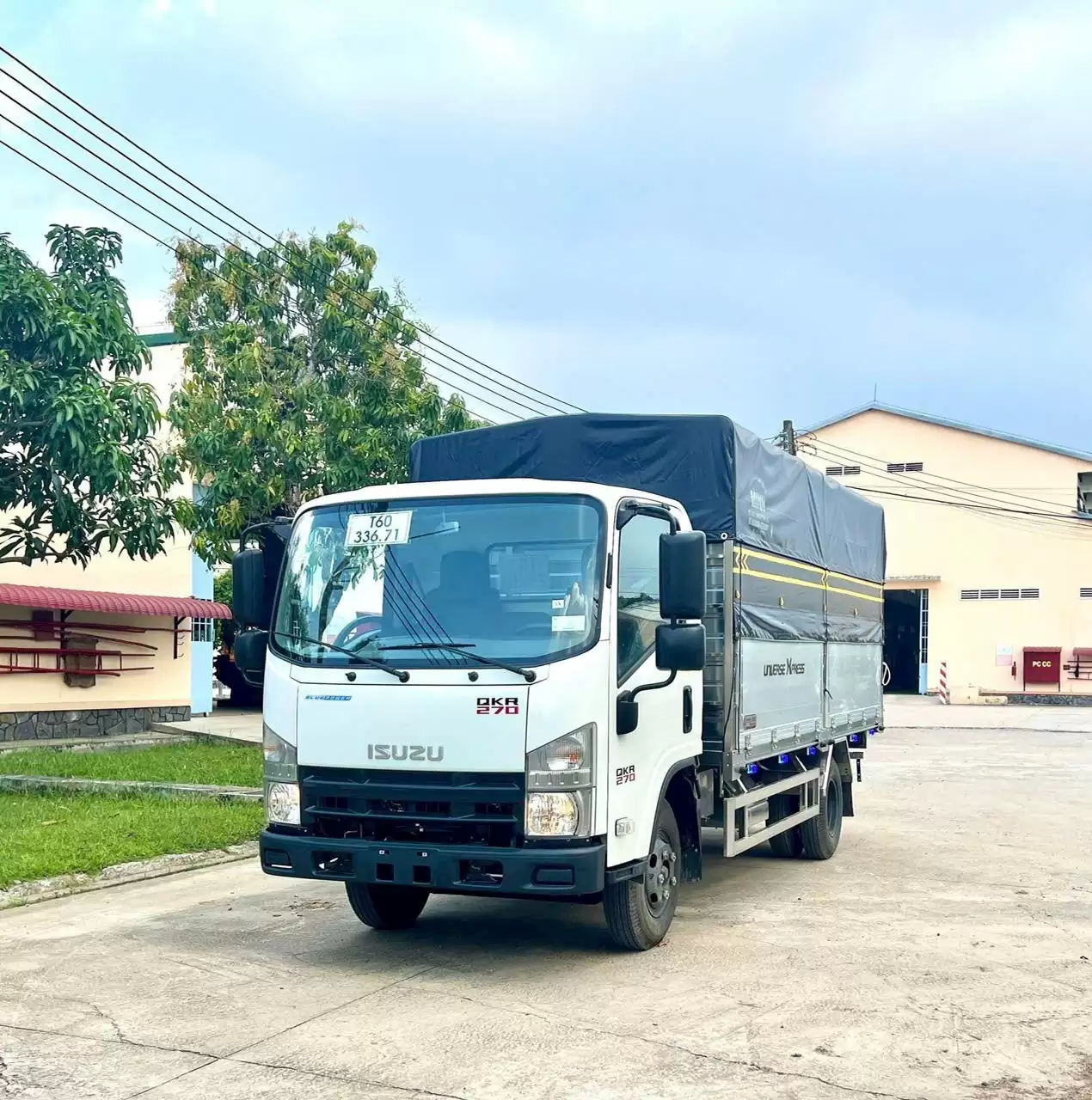 Xe tải Isuzu 2t5